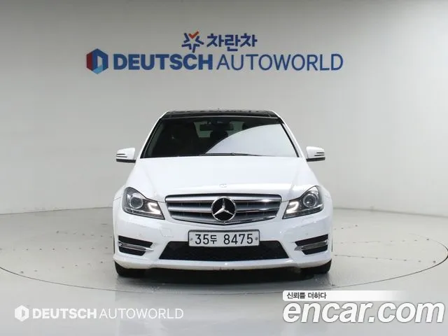 Mercedes-Benz C-Class 2013 thumb 3
