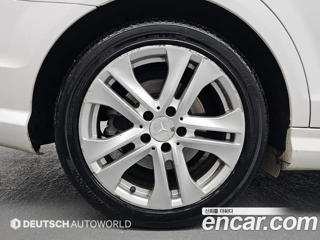 Mercedes-Benz C-Class 2013 thumb 5