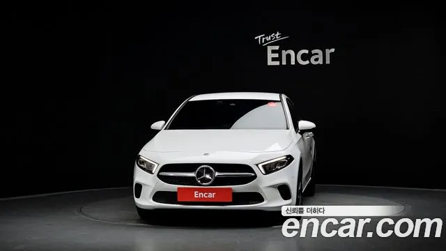 Mercedes-Benz A-Class 2023 thumb 11