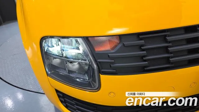 Hyundai Staria 2026 thumb 12