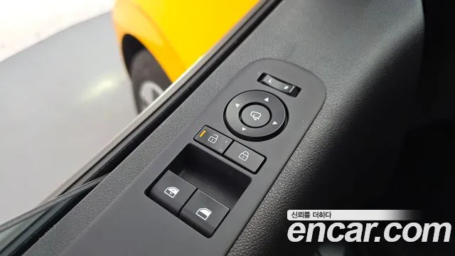 Hyundai Staria 2026 thumb 10