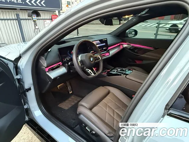 BMW 5 серии 2025 thumb 7