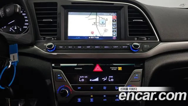 Hyundai Avante 2016 thumb 6