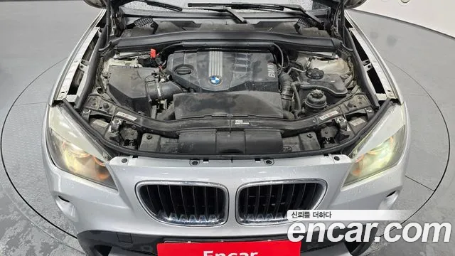 BMW X1 2010 thumb 10