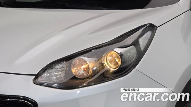Kia Sportage 2015 thumb 8
