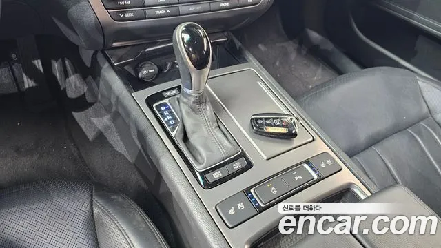 Hyundai Genesis 2016 thumb 12