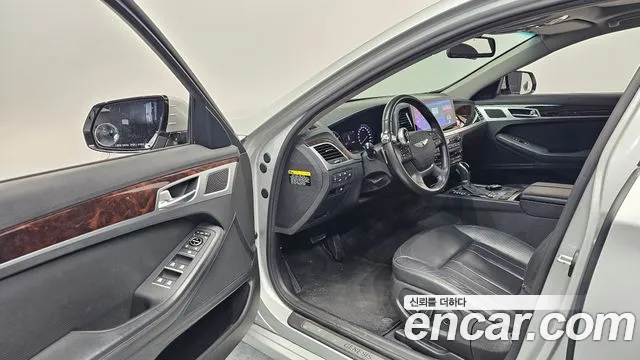 Hyundai Genesis 2016 thumb 3