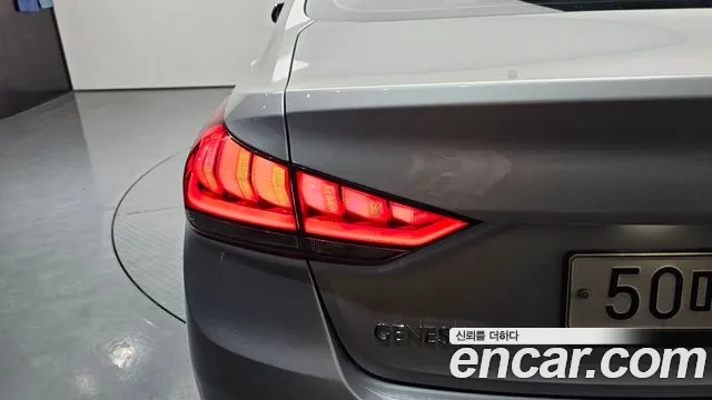 Hyundai Genesis 2016 thumb 7