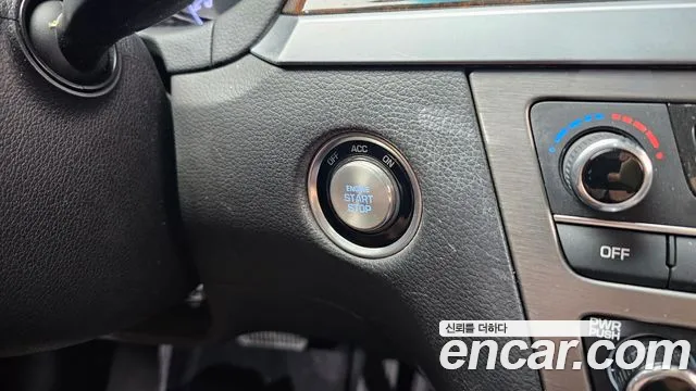Hyundai Genesis 2016 thumb 2