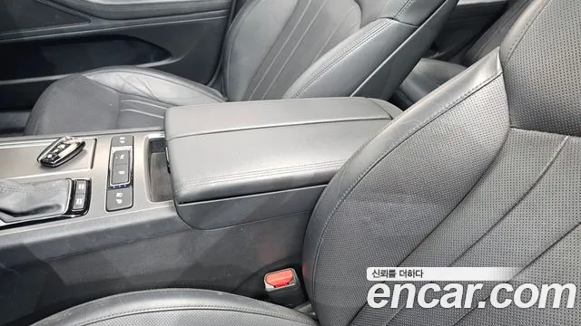 Hyundai Genesis 2016 thumb 11