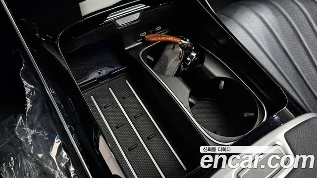 Mercedes-Benz S-Class 2022 thumb 9