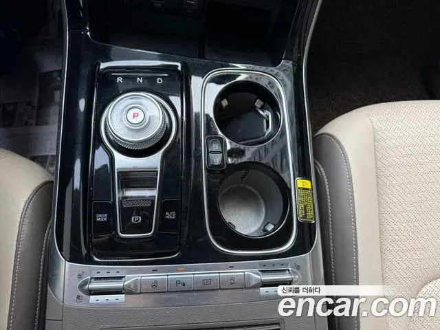 Kia Carnival 2022 thumb 4