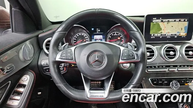 Mercedes-Benz C-Class 2018 thumb 12