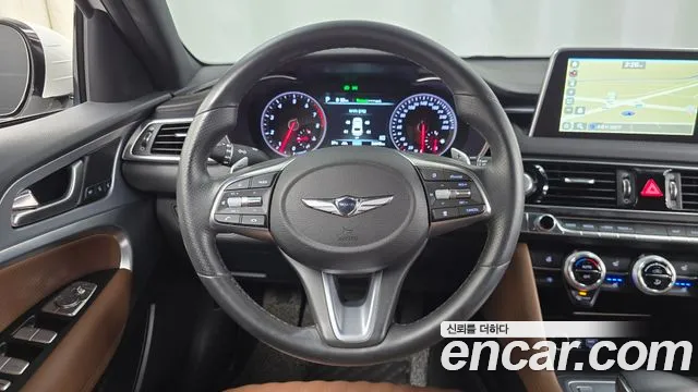 Genesis G70 2020 thumb 10