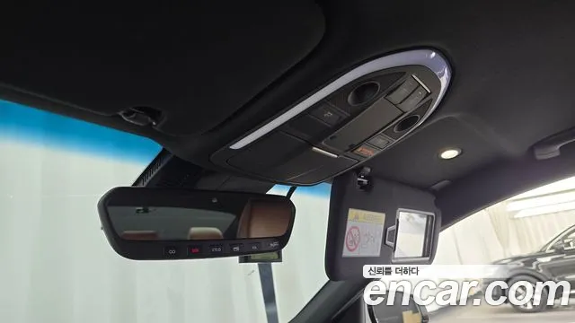 Genesis G70 2020 thumb 2