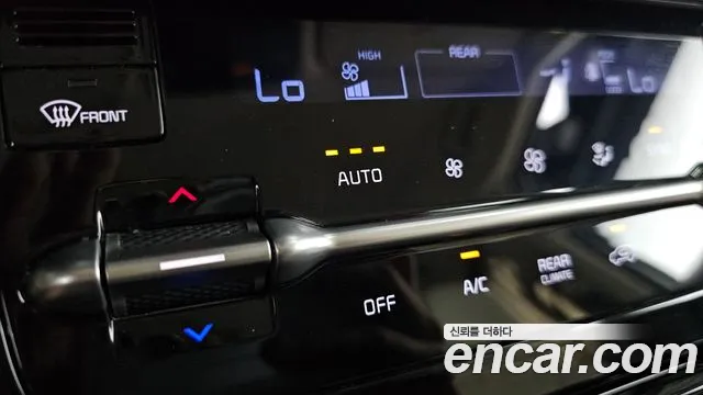 Kia Carnival 2021 thumb 5