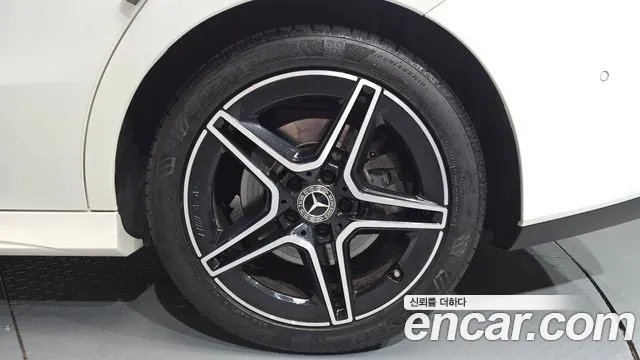 Mercedes-Benz A-Класс 2020 thumb 4