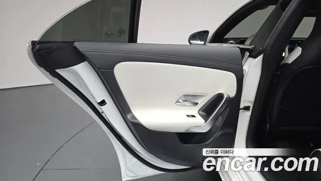 Mercedes-Benz A-Класс 2020 thumb 3