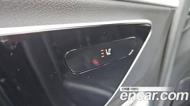 Mercedes-Benz EQE 2023 thumb 4