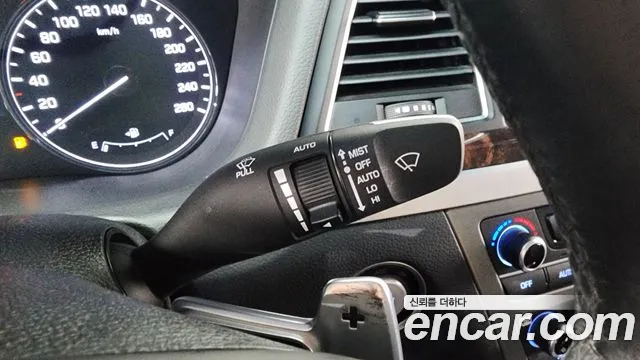 Hyundai Genesis 2014 thumb 11