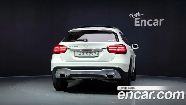 Mercedes-Benz A-Класс 2018 thumb 5