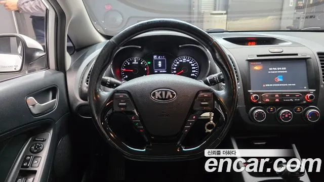 Kia K3 2017 thumb 6