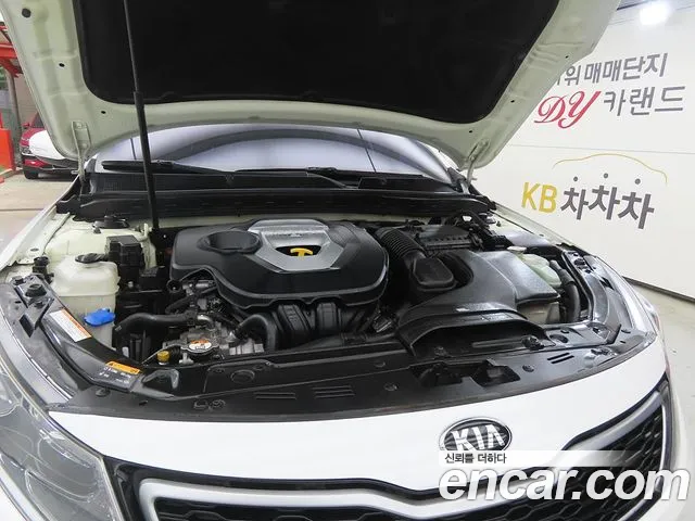 Kia K5 2013 thumb 8