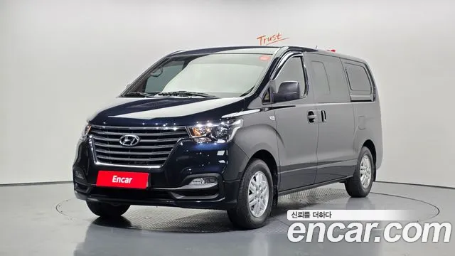 Hyundai Staria 2019 thumb 5