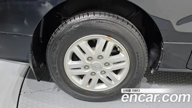 Hyundai Staria 2019 thumb 6