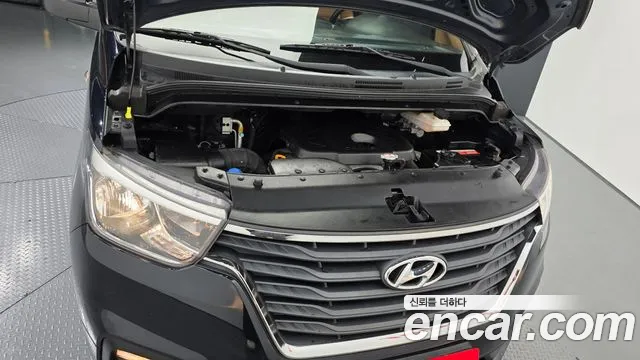 Hyundai Staria 2019 thumb 11