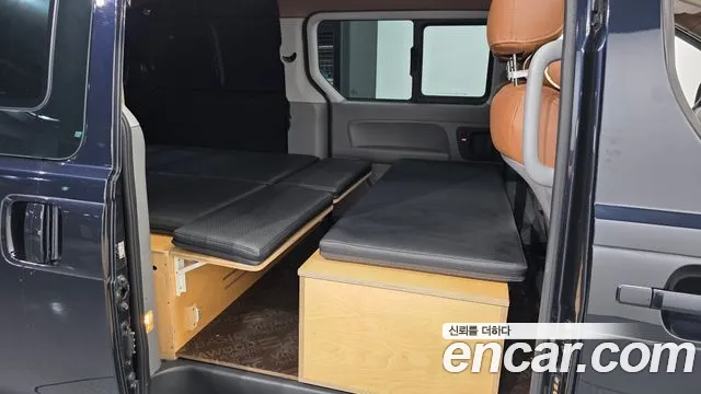Hyundai Staria 2019 thumb 7