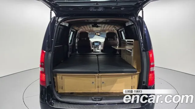 Hyundai Staria 2019 thumb 10