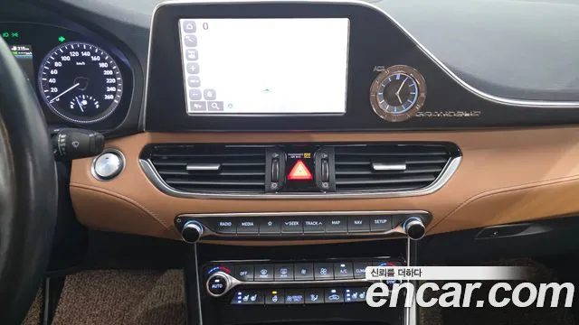 Hyundai Grandeur 2017 thumb 6