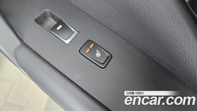 Hyundai Grandeur 2015 thumb 12