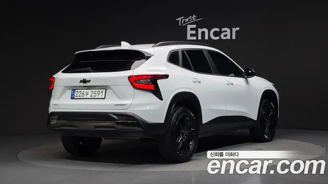 Chevrolet Tracker 2023 thumb 3