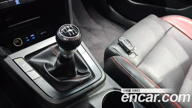 Hyundai Avante 2016 thumb 5