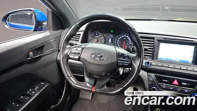 Hyundai Avante 2016 thumb 6