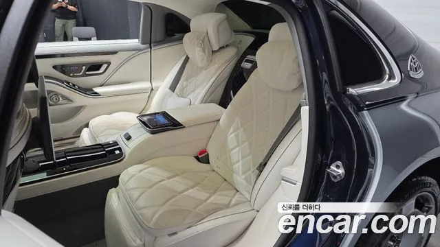 Mercedes-Benz S-Class 2022 thumb 12