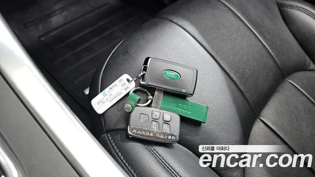 Land Rover Range Rover Evoque 2019 thumb 8