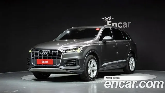 Audi Q7 2021 thumb 10
