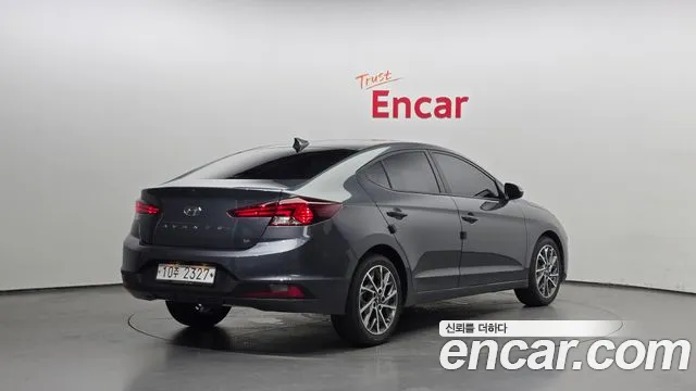 Hyundai Elantra 2019 thumb 2