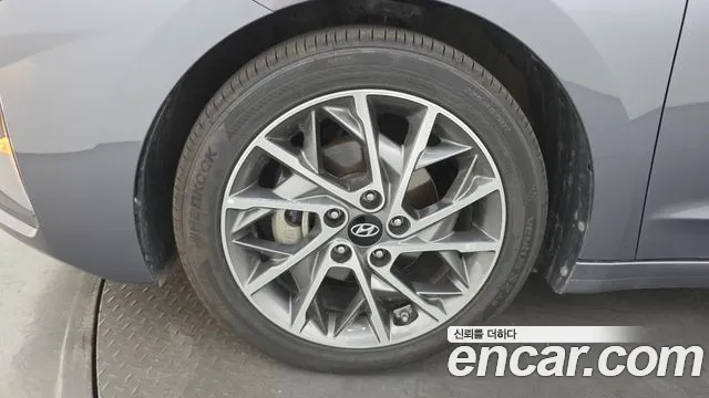 Hyundai Elantra 2019 thumb 5