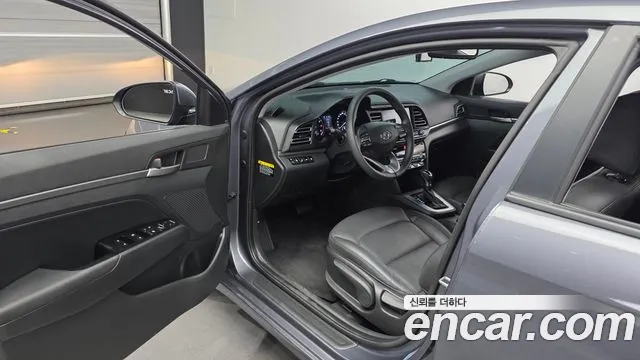Hyundai Elantra 2019 thumb 10