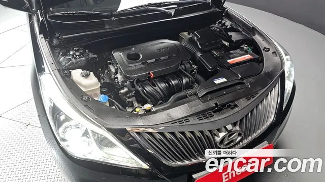 Hyundai Grandeur 2016 thumb 2