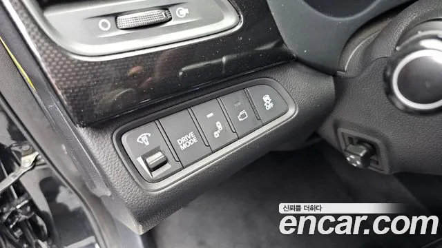 Hyundai Grandeur 2016 thumb 6