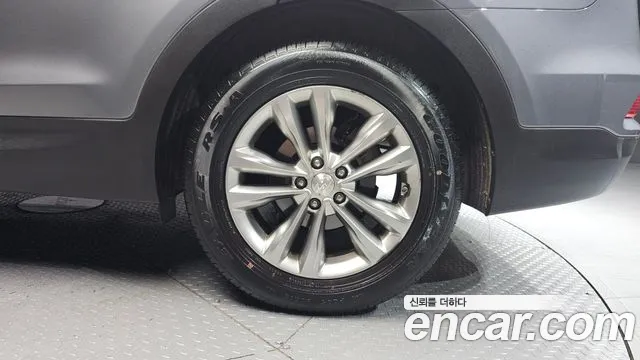 Hyundai Santafe 2017 thumb 3