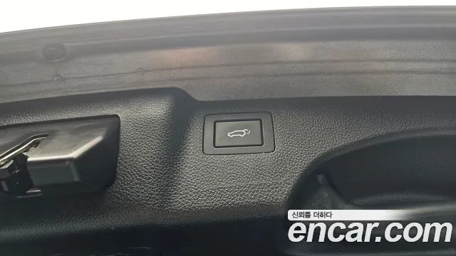 Hyundai Santafe 2017 thumb 7