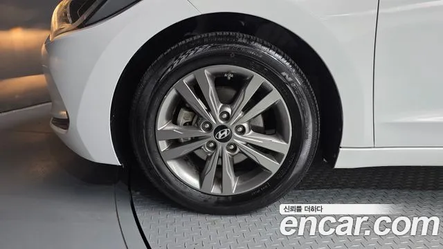 Hyundai Avante 2016 thumb 7