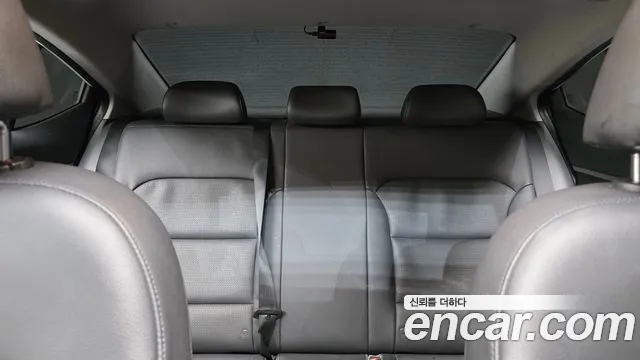Hyundai Avante 2016 thumb 3
