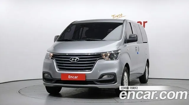 Hyundai Staria 2021 thumb 7